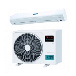 Eskişehir'de profesyonel klima tamiri ve bakımı yapan teknisyen